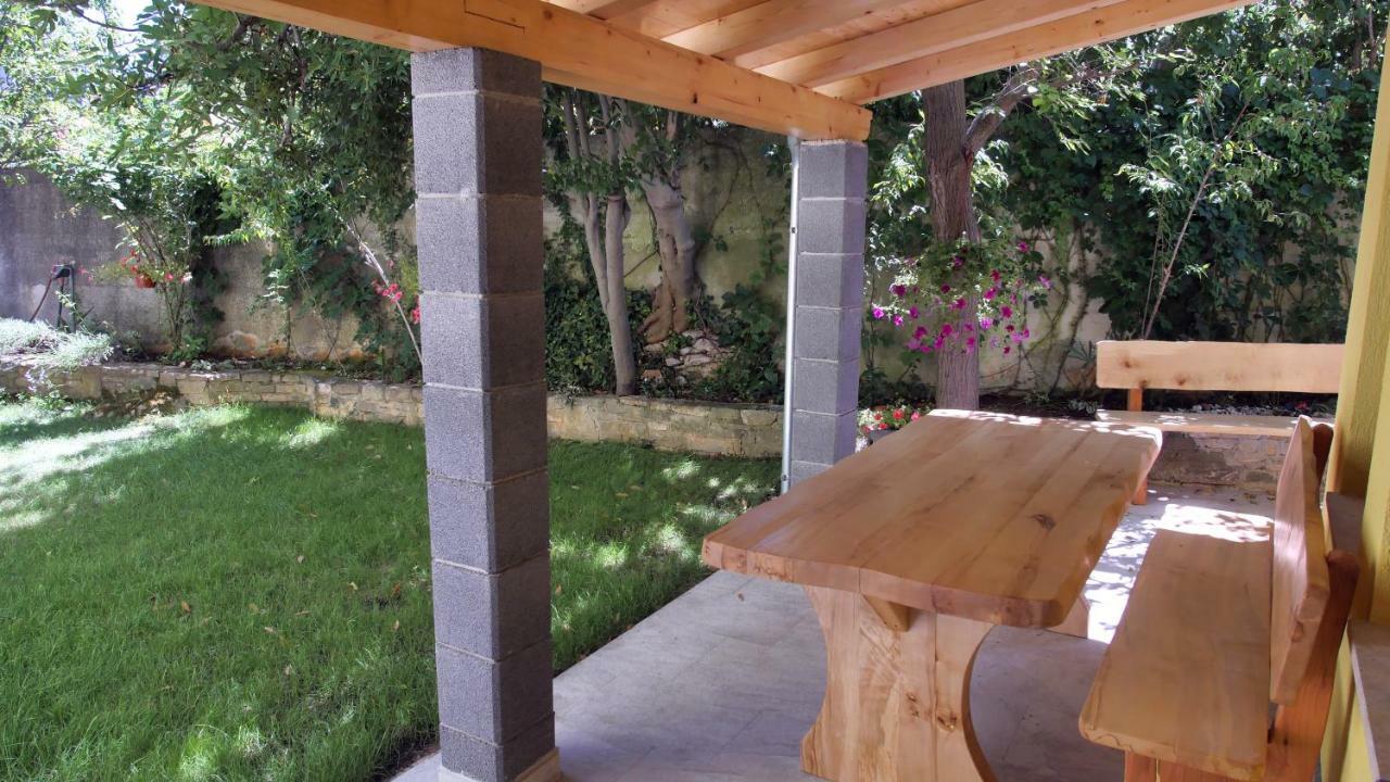 Villa Ida Pula Exterior foto